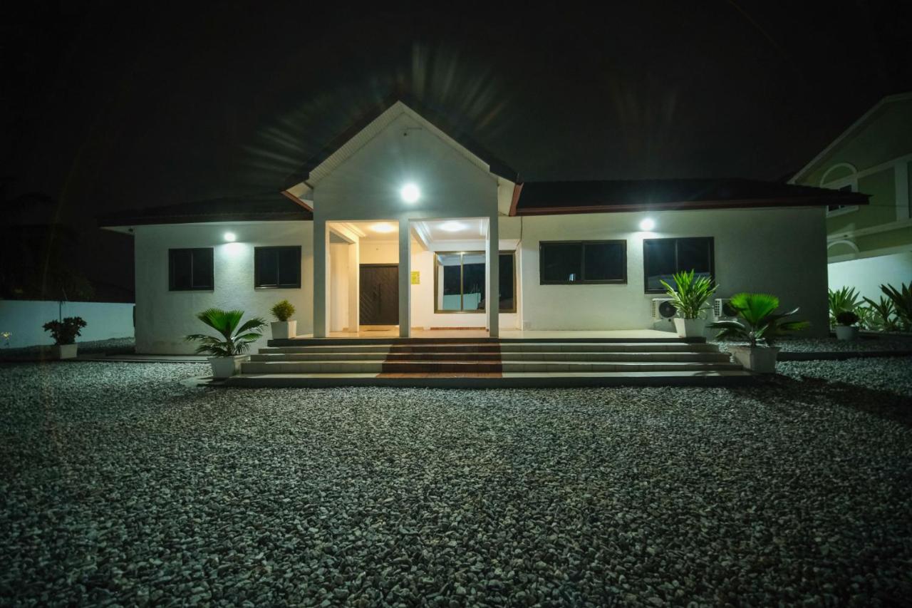 Hotel The Cabyn Adenta Esterno foto