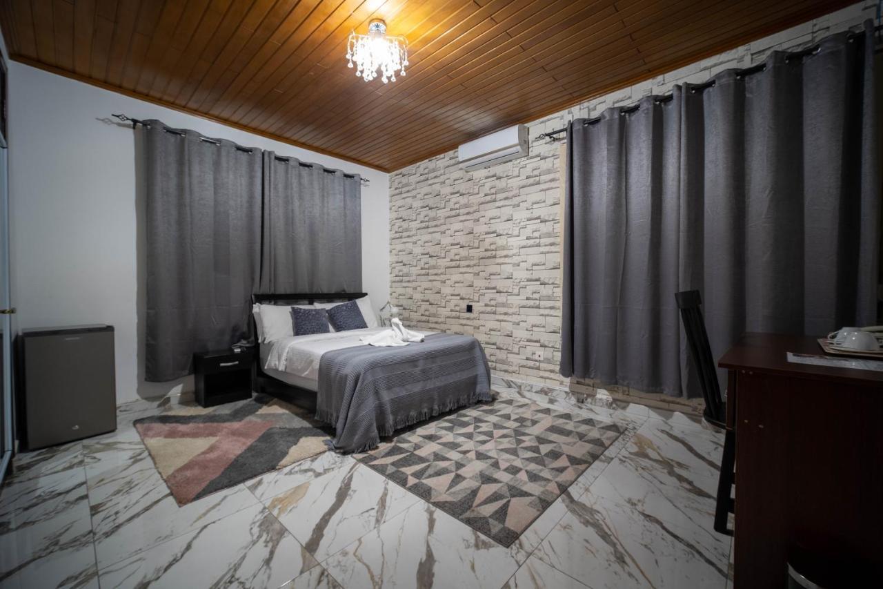 Hotel The Cabyn Adenta Esterno foto